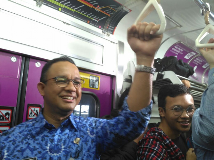 Anies Sebut PKL tak Perlu 'Kucing-kucingan' Lagi