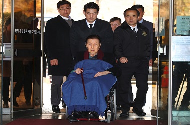 Pendiri Lotte Group Divonis Empat Tahun Penjara