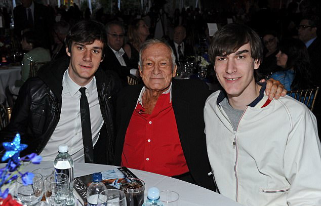 Anak dan Janda Hugh Hefner Tak Dapat Warisan jika Pakai Narkoba