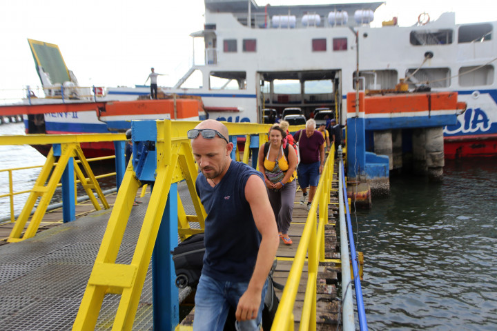 Pelabuhan Ketapang Seberangkan 27.541 Penumpang ke Bali