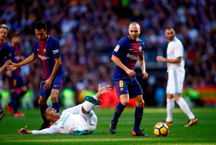 Barcelona Kokoh di Puncak Klasemen, Iniesta Tetap Waspadai Real Madrid