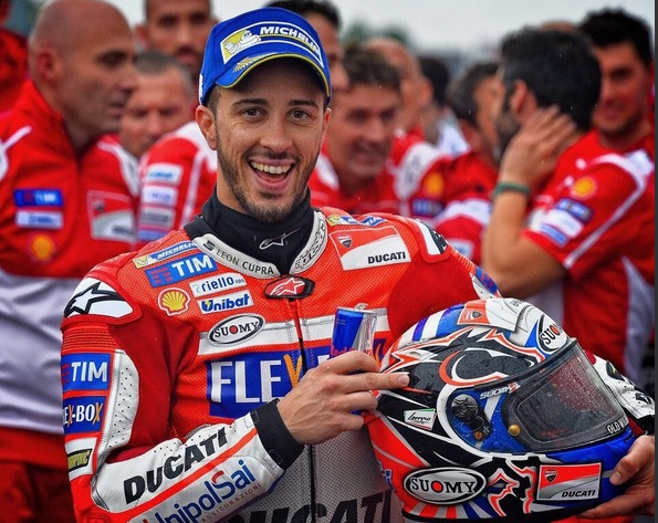Rossi: Perjalanan Karier Dovizioso Menginspirasi Para Pembalap Muda