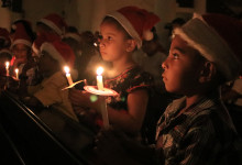 Misa Malam Natal di Berbagai Daerah