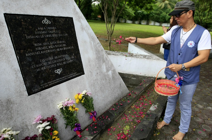Warga di Aceh Diminta Kibarkan Bendera Setengah Tiang