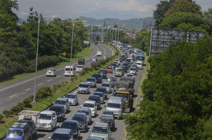 Dalam 4 Jam, Empat Ribu Kendaraan Masuk Bandung melalui Pasteur