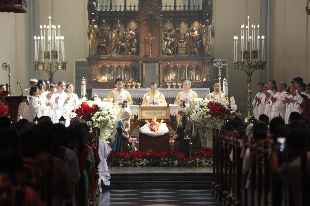 Ilustrasi--Suasana saat umat Katolik melaksanakan misa Natal di Gereja Katedral, Jakarta, Senin (25/12)--MI/ Rommy Pujianto