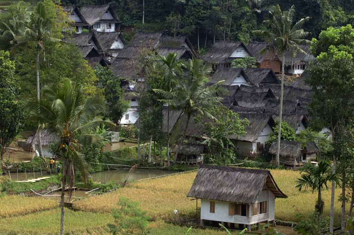 Berkunjung ke Kampung Naga Tasikmalaya