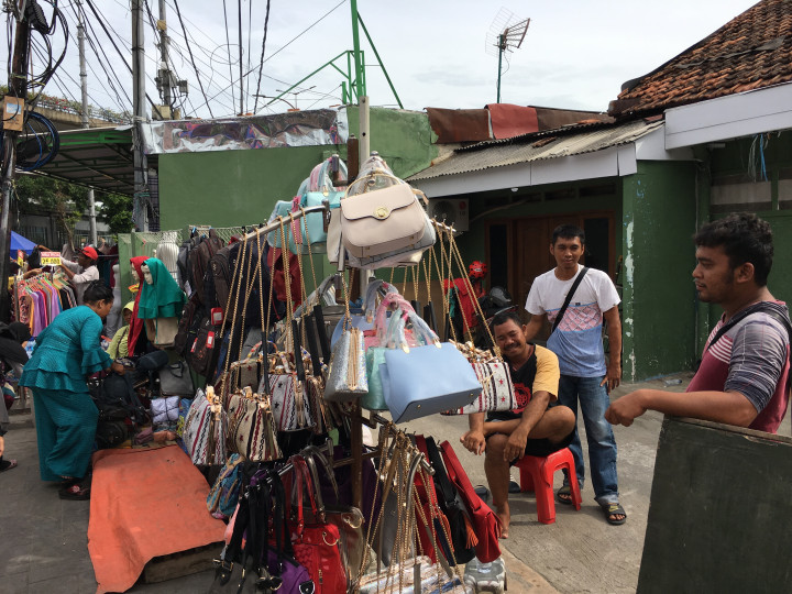 Dilema PKL di Tanah Abang