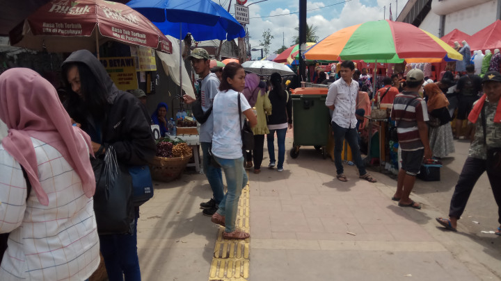 Lapak PKL di Gedung Perkantoran Perlu Aturan Jelas