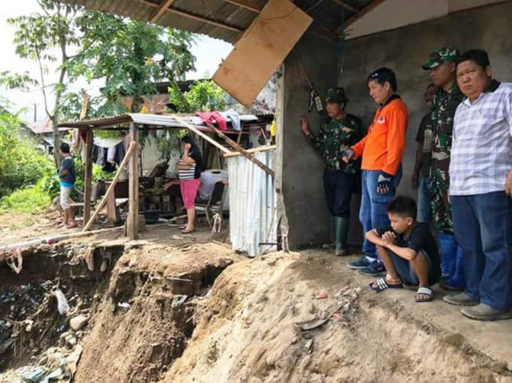Pembersihan Sampah Sisa Banjir di Manado Ditargetkan Rampung Akhir Tahun