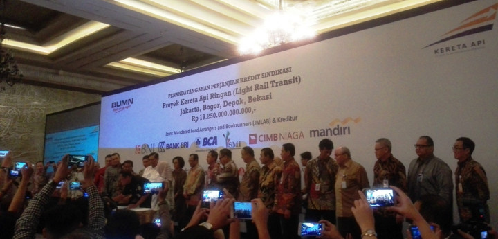 Bangun LRT Jabodebek, KAI Teken Pinjaman Rp19,2 Triliun