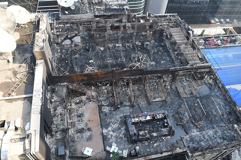 Restoran Mewah di Mumbai Terbakar, 15 Tewas