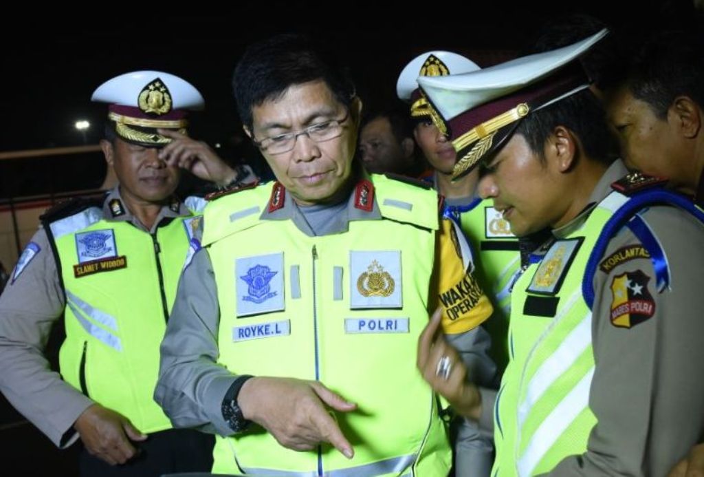 Kakorlantas Polri Irjen Royke Lumowa (tengah). (Istimewa)