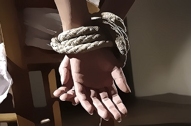 Pria Berbahan Peledak Sandera 11 Orang di Ukraina