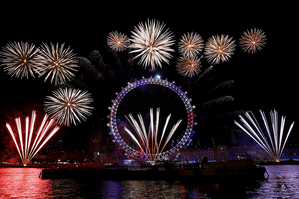 Semarak Perayaan Tahun Baru di Berbagai Negara