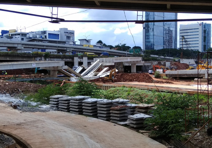 Kronologi Ambruknya Balok Proyek Tol Depok-Antasari