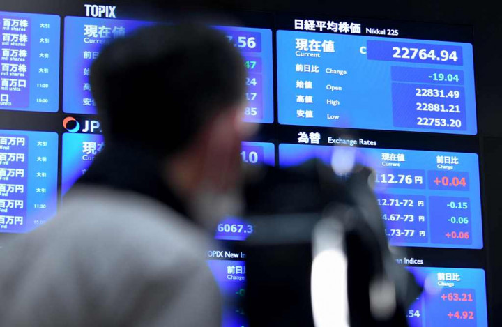 Tokyo Shares Trying to Catch Up Wall Street