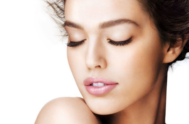 Micelles adalah molekul-molekul minyak berukuran sangat kecil seperti butiran mikro yang tersimpan dalam air yang lembut. (Foto: Cpurtesy of Stepinthebullpen.com)