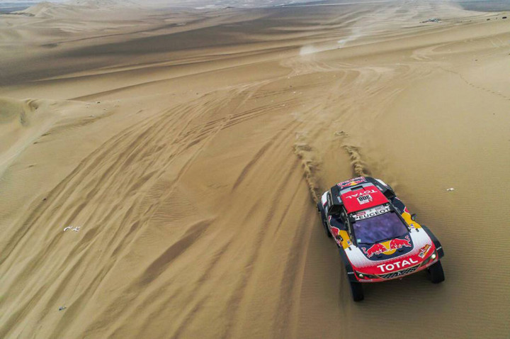 Cyril Despres Ambil Alih Etape Kedua Dakar Rally