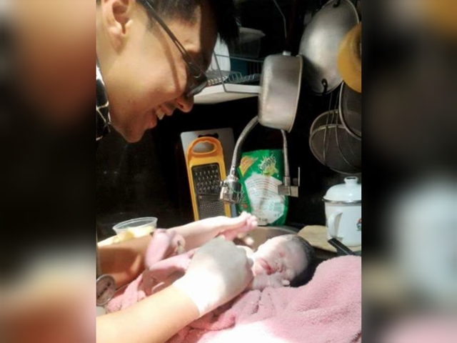 Pengakuan dr Gia Setelah Bantu Persalinan Darurat Tetangganya di Dapur