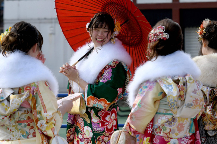 Cantiknya Gadis-gadis Jepang saat Perayaan Hari Kedewasaan