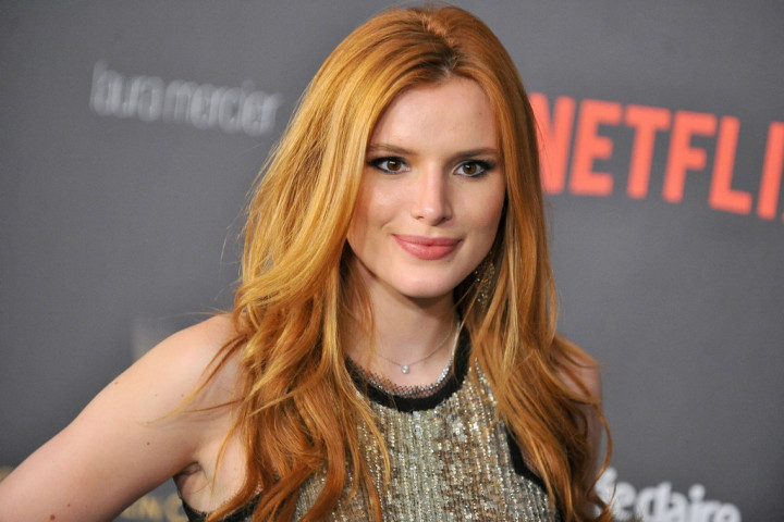 Mantan Bintang Disney Bella Thorne Mengaku Pernah Jadi Korban Pelecehan