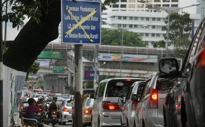 Larangan Sepeda Motor Mendukung Penerapan ERP