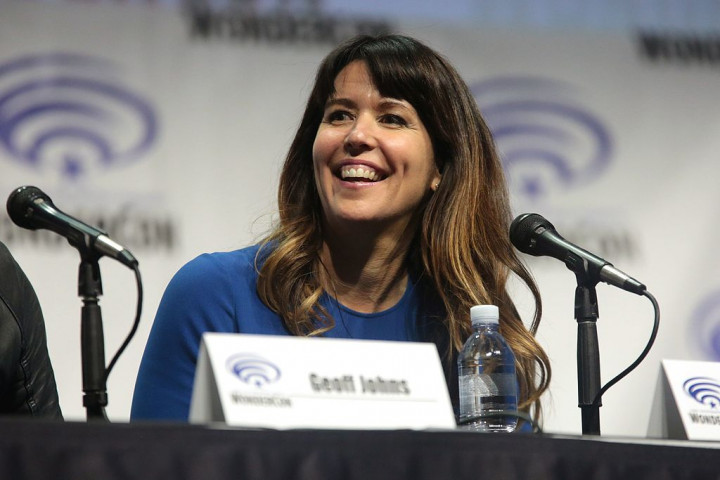 Patty Jenkins Berhati-hati Garap Sekuel Wonder Woman