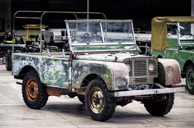 Land Rover Restorasi Model Klasik Pra Produksi