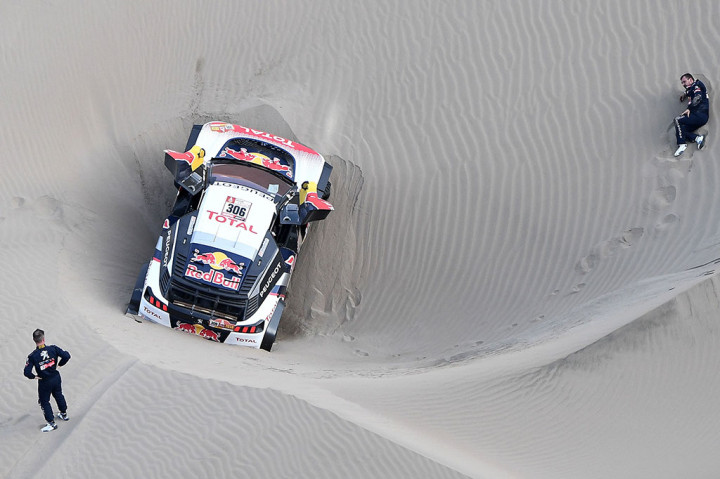 Loeb Mundur dari Reli Dakar