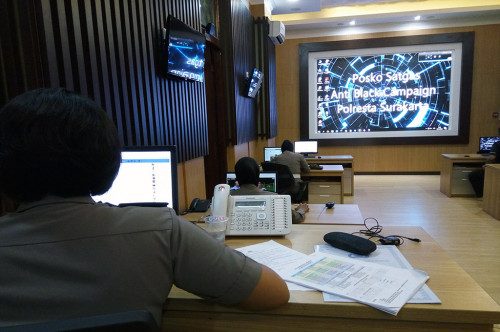 Posko Satgas Antikampanye Hitam di Mako 2 Polresta Surakarta -- Medcom.id/Pythag Kurniati
