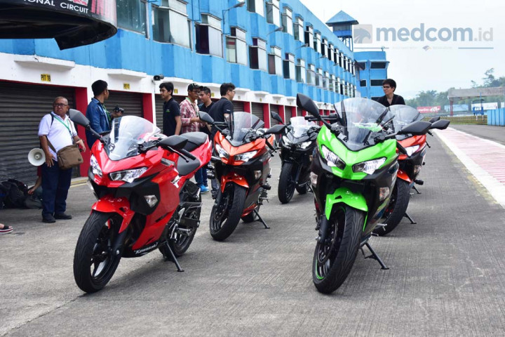 Kawasaki Pasang Target Tinggi Penjualan Kawasaki All New Ninja 250