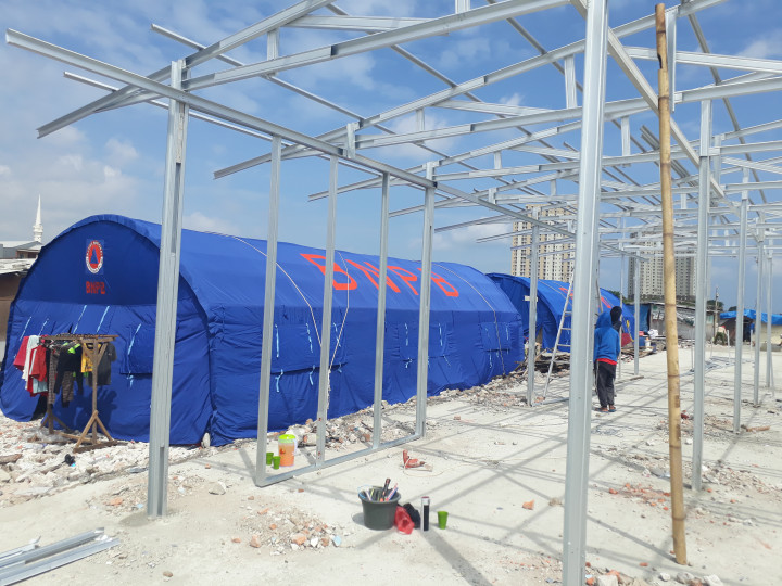 Warga Kampung Akuarium Dipindah ke Tenda BPBD