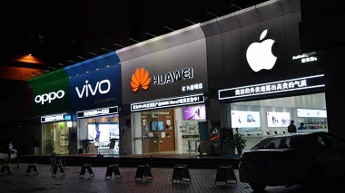 Oppo Rajai Pasar Sendiri, Disusul Apple dan Vivo