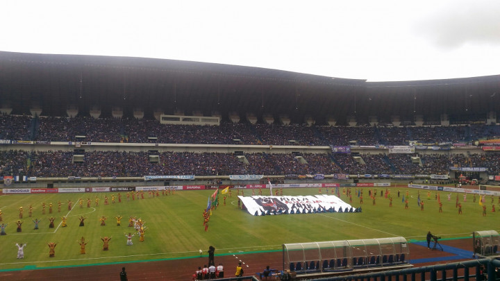 Jokowi Telat Datang, Seremoni Pembukaan Piala Presiden Digelar pada Pertengahan Babak