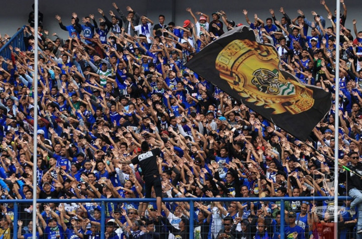 Panpel di Stadion GBLA Meraup Pendapatan Rp1,3 Miliar