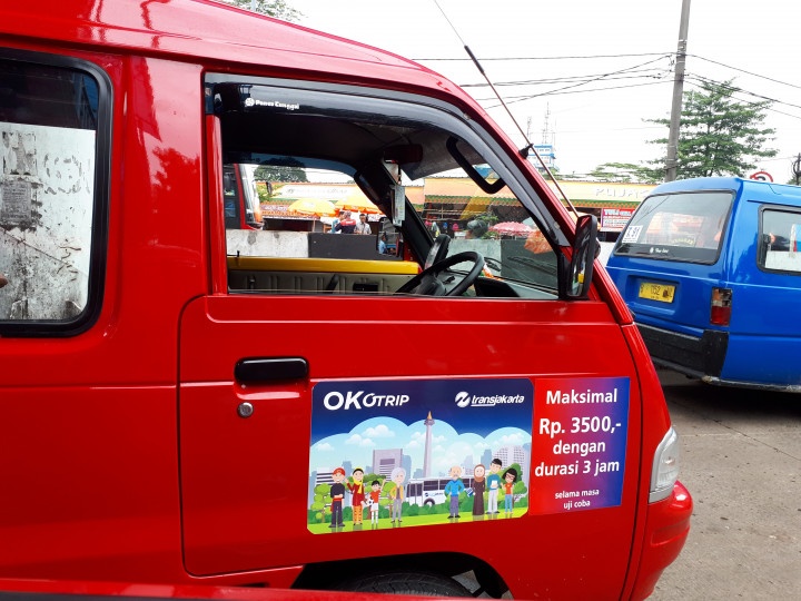 Gabung OK Otrip, Sopir Angkot Lebih Tertib