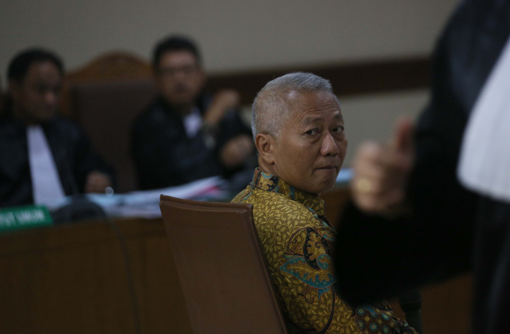 Tonny Minta Orang Lain Buka Rekening untuk Tampung Uang Gratifikasi