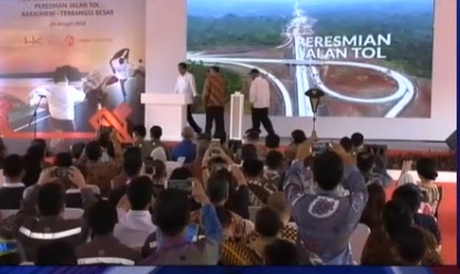 Presiden Resmikan Tol Bakauheni-Terbanggi Besar