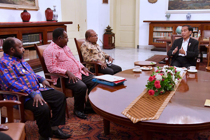 Presiden Panggil Gubernur Papua, Bupati Asmat, dan Nduga