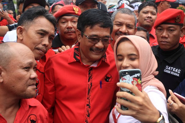 Djarot  Enggan Komentari Wacana Becak di Jakarta