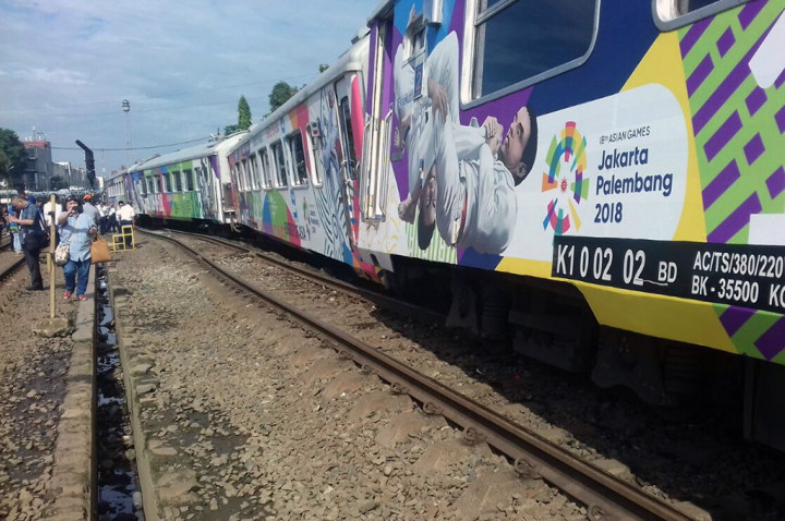 KA Argo Parahyangan Anjlok di Stasiun Bandung