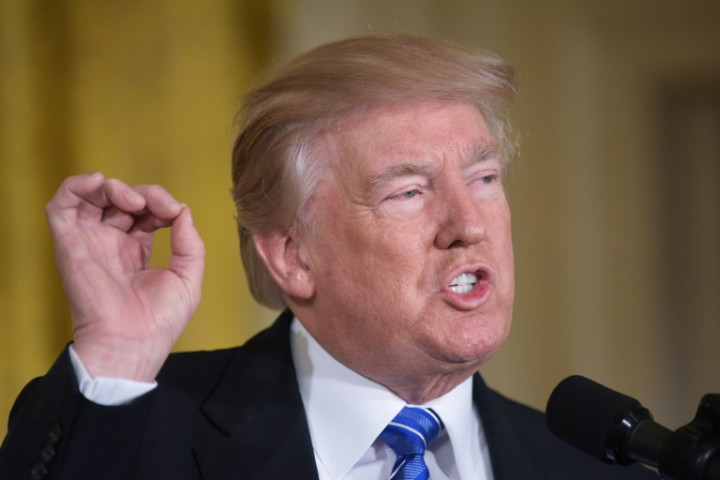 Trump Willing to be Questioned 'Under oath' in Russia Probe