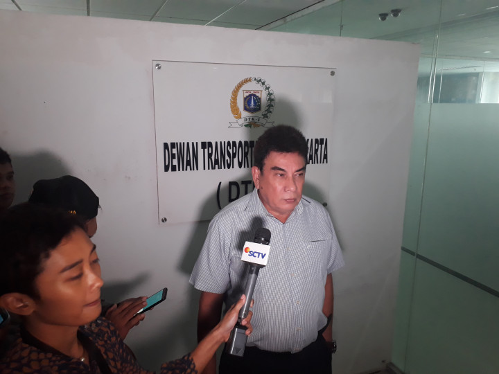 Pengguna Angkutan Umum di Jakarta Melorot Tajam