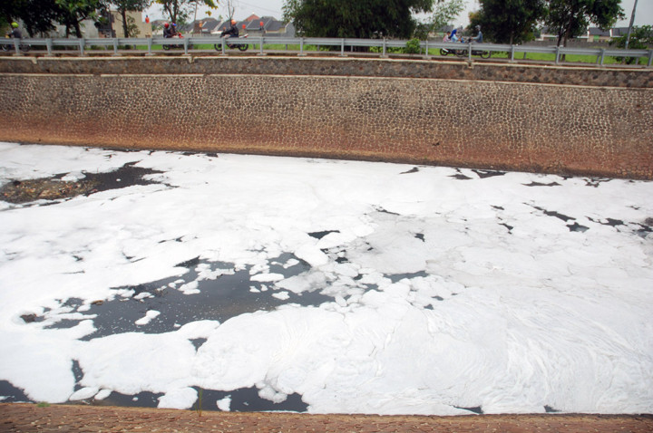 Cara Hidup Masyarakat Harus Diubah Demi Bebaskan Sungai dari Pencemaran