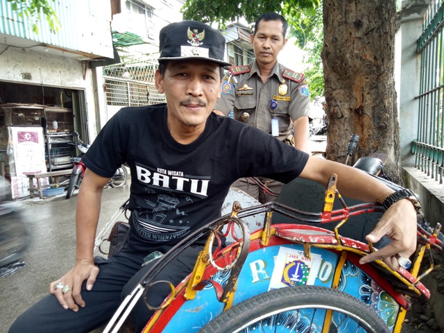 38 Becak Legal Beroperasi di Pekojan