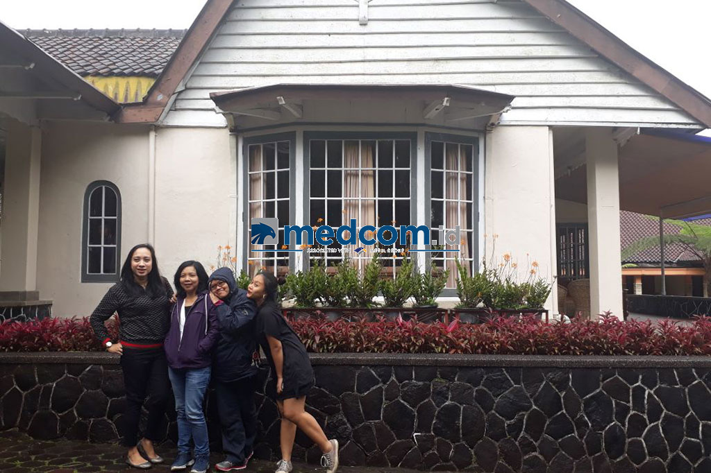 Berkunjung ke Kebun Teh Malabar dan Rumah Bosscha