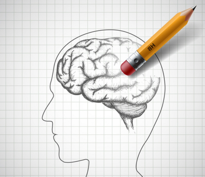 Benarkah Alzheimer Hanya Menyerang Orang Tua?