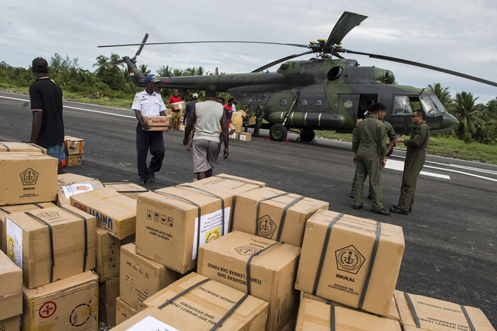 13 Ton Bantuan Makanan dan Obat Tiba di Papua