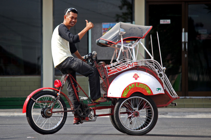 Sandi Sebut Ada Korporasi Tawarkan Becak Listrik